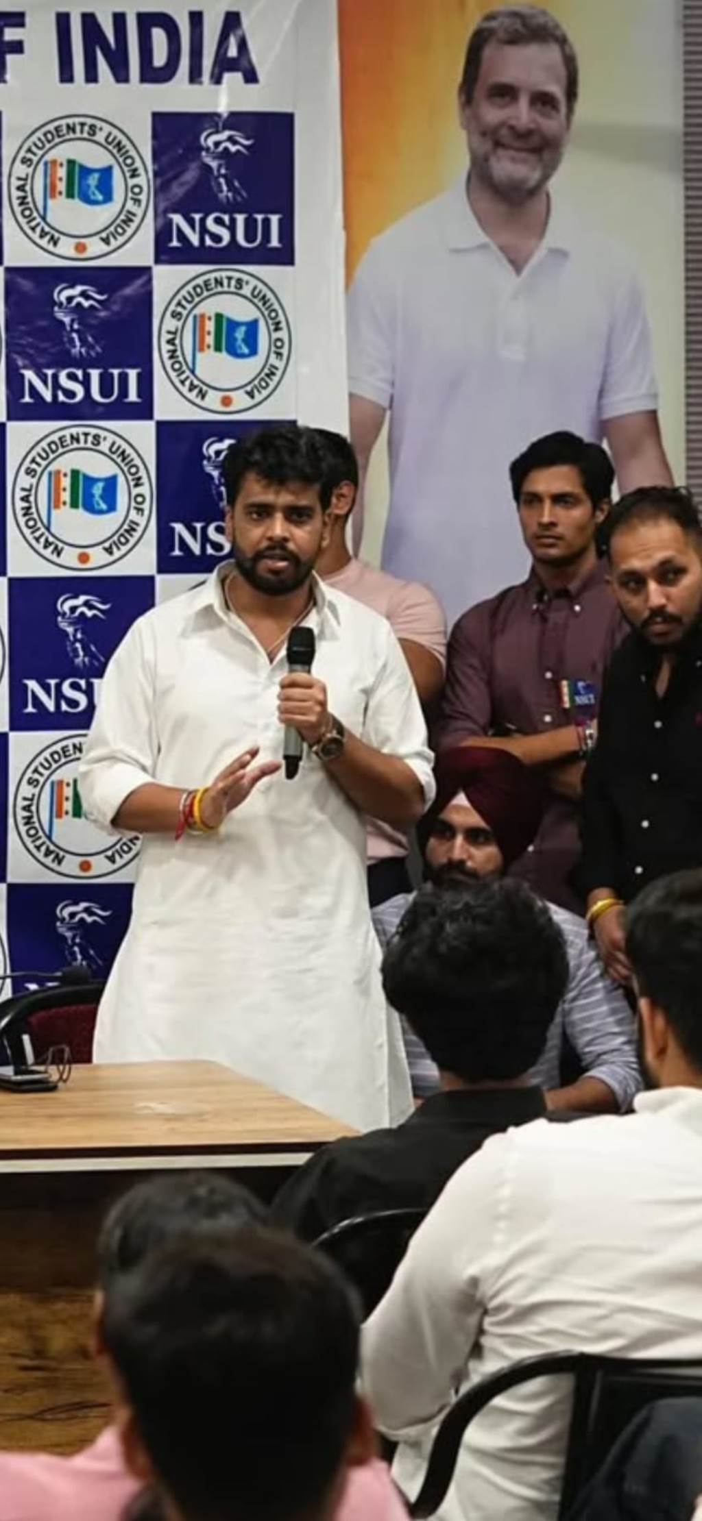 मोहाली अध्यक्ष शुभ सेखों ने नगर निगम विस्तार के अधूरेपन की निंदा की 